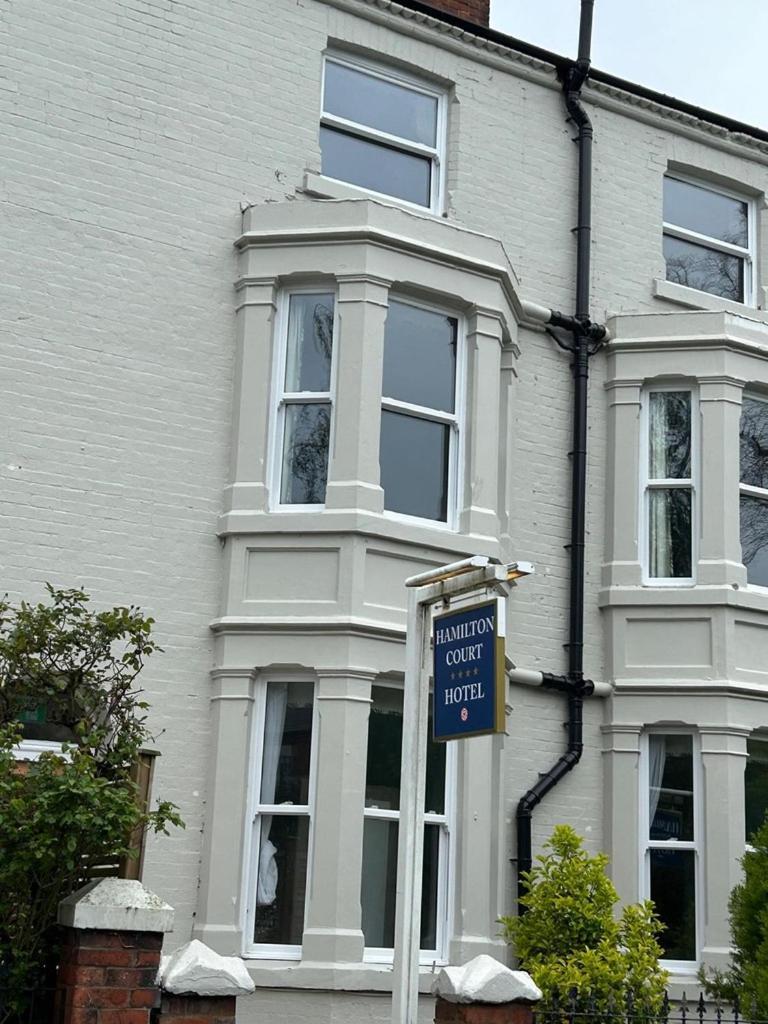Hamilton Court Hotel Hoole Chester Luaran gambar