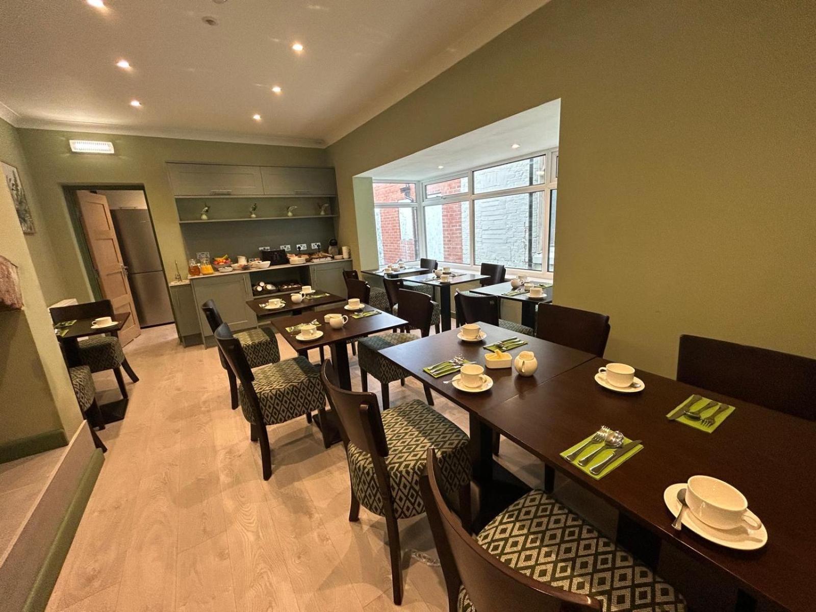 Hamilton Court Hotel Hoole Chester Luaran gambar